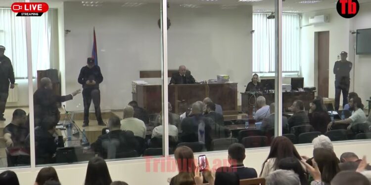 Վարչապետը ասում ա փախած մի ամբողջ ժողովրդին, ազատ արձակեք բոլորին…