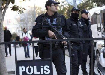 Թուրքիայում ոստիկանությունը հայտնաբերել է ութամյա տղայի, որին հայրը յոթ տարի թաքցրել է մորից