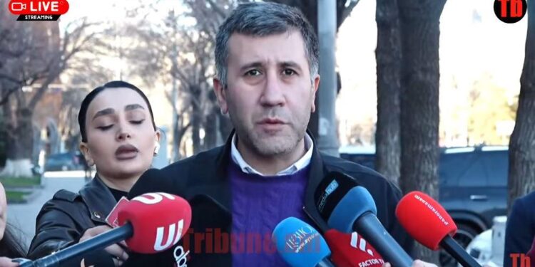 Արշակ սրբազանին արգելված է Վաղարշատից դուրս գալ, շփվել վկաների հետ. Ռուբեն Մելիքյան