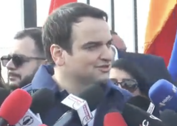 Լողլողուկ պատասխան են տալիս, 70%-ը իրենց դեմ է. Նարեկ Կարապետյան