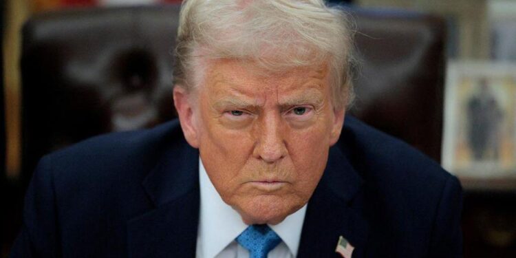 Թրամփը քաղաքական ինքնասպանություն է գործել. հետախուզության նախկին աշխատակից