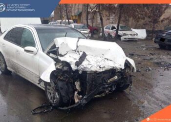 Վթար Երևանում․ երեք մարդ տեղափոխվել է հիվանդանոց