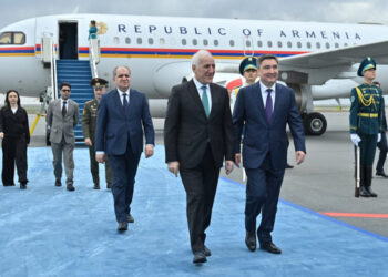 Վահագն Խաչատուրյանը ժամանել է Աստանա