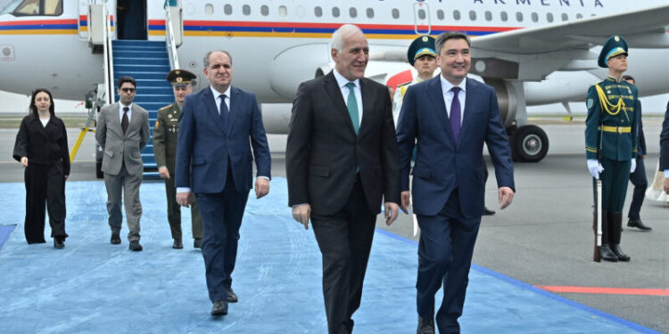 Վահագն Խաչատուրյանը ժամանել է Աստանա