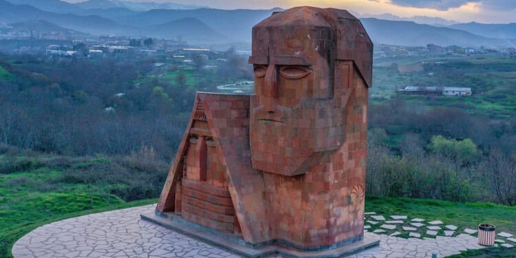 «Մենք ենք մեր սարերը» հուշարձանը կանգնած է ոչնչացման իրական վտանգի առաջ. Ավանեսով