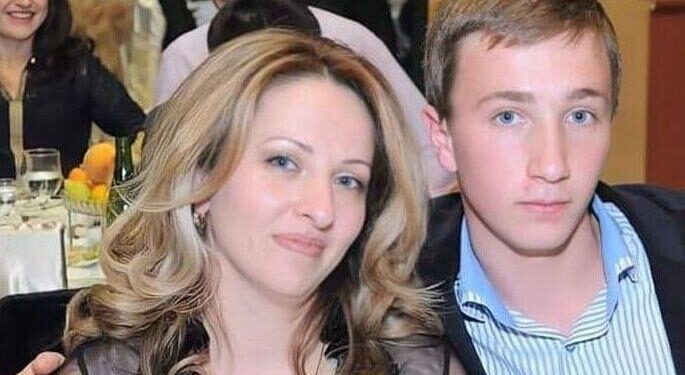 Մահացել է Արցախի հերոս Ռոբերտ Աբաջյանի մայրը