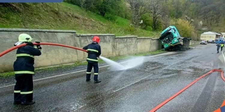 Գազ տեղափոխող բեռնատարը կողաշրջվել է․ տուժածներ չկան