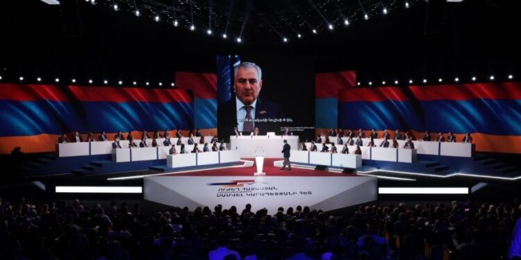 «Ուժեղ Հայաստան» դաշինքը ԿԸՀ է ներկայացրել ընտրական ցուցակը