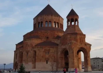 Բաքուն արձագանքել է Ստեփանակերտի եկեղեցիների քանդման վերաբերյալ քննադատությանը