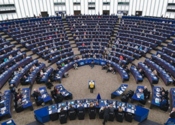 Եվրախորհրդարանը մեծամասնությամբ ընդունեց Հայաստանի վերաբերյալ բանաձևը