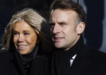 Բոլորն ուզում են ապտակել փոքրիկ Նապոլեոնին․ Մակրոնը ծաղրի է ենթարկվել Արևմուտքում