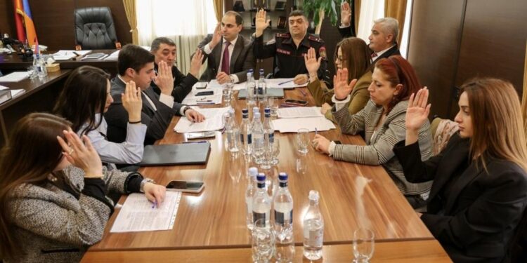 Կարգապահական «կարմիր քարտ»․ 5 ոստիկան զրկվում է ծառայությունից