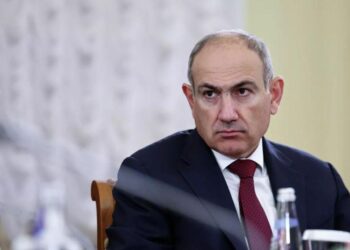 Մենք չպետք է շարունակենք ղարաբաղյան շարժումը․ Փաշինյան