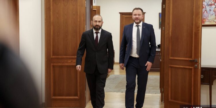 Բաքվում պահվող անձինք պետք է օր առաջ ազատ արձակվեն. Արարատ Միրզոյան