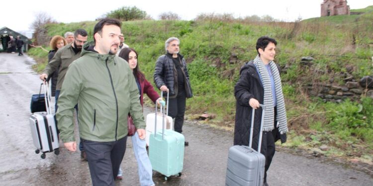 Հայ փորձագետների 20 հոգանոց պատվիրակությունը այցելել է Ադրբեջան. ովքեր են պատվիրակության կազմում