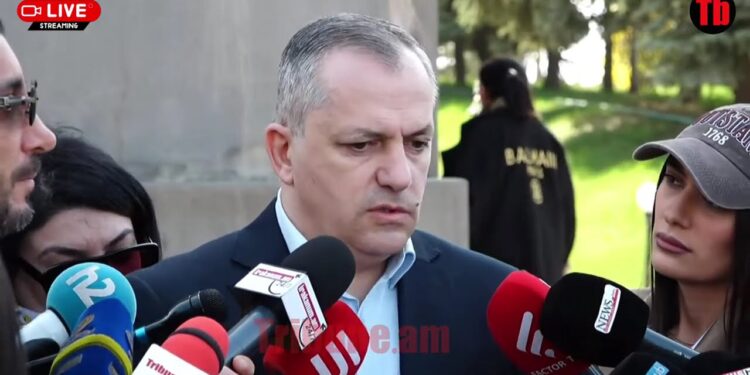 Դուք եք հանձնել Արցախը, թե՞ Փաշինյանը․ լրագրողը՝ Շահրամանյանին