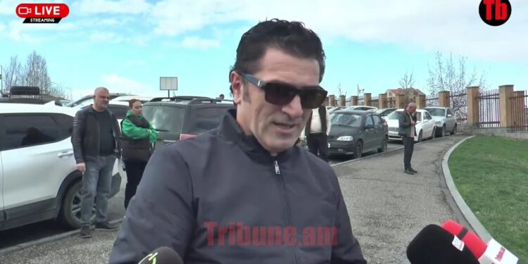 Մոռանում են՝ ինչի համար են հավաքվել, 2 տարին շատ է. զինծառայողի ծնող