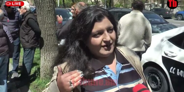 Նիկոլ, լսո՞ւմ ես․ էս անգամ չի ստացվելու․ քանի ֆիդայինը կա, չես ծախի իմ հայրենիքը