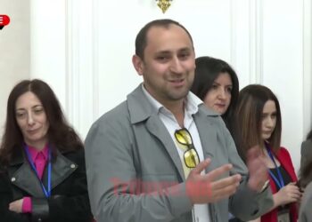 Առանց Աննայի չդիմացա՞ք, թե՞ Աննան առանց Լեքսուսի չդիմացավ. Փաշինյանի արձագանքը