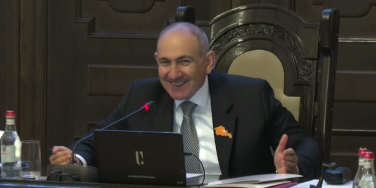 Էդքան մարդ մտնի Իջևան, կարող ա սնունդը վերջանա էնտեղի. Փաշինյանն անհանգիստ է