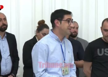 Ու՞մ ձեռն են բռնել. Փաշինյանը՝ քաղաքացուն նյութապես շահագրգռելու մասին