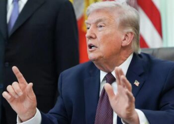 Թրամփը սպառնացել է Ուկրաինան թողնել առանց զենքի