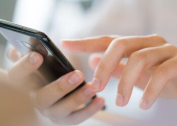 Զեղծարարները թիրախավորում են արցախցիներին․ Մարտիրոսյան