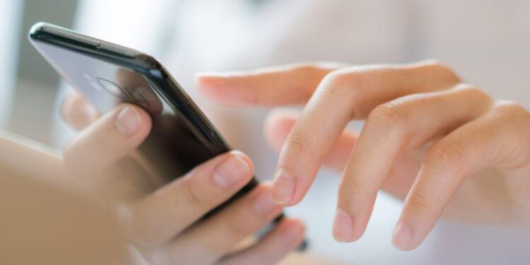 Զեղծարարները թիրախավորում են արցախցիներին․ Մարտիրոսյան