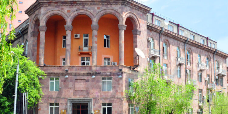 Բրյուսովի համալսարանի ամբիոնի վարիչ և մի շարք դասախոսներ ձերբակալվել են կաշառքի գործով
