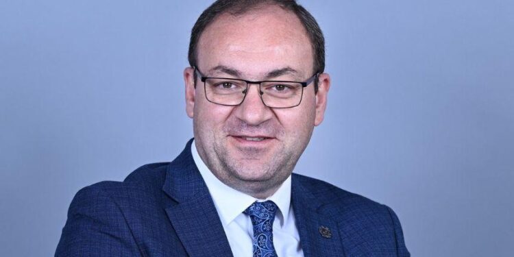 Գյումրու դեպքերով ձերբակալված Հովեյան եղբայրներն արդարացվեցին