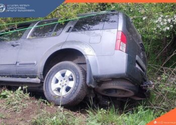 Ավտովթար հանգստյան գոտու մոտ․ «Nissan»-ը դուրս է եկել երթևեկելի հատվածից