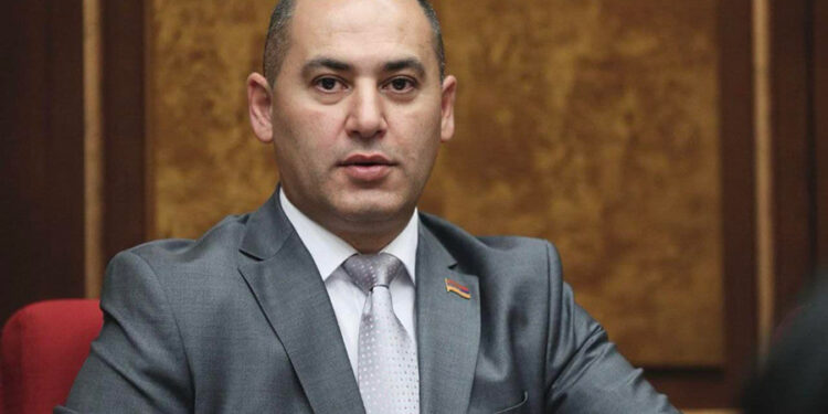 Մարտուն Գրիգորյանը հաստատել է՝ խուզարկում են իր տունը, մեքենան ու գրասենյակները