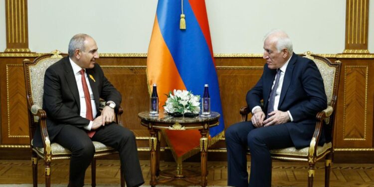 Փաշինյանը թողնում է կառավարությունը՝ անցնելով քարոզարշավի