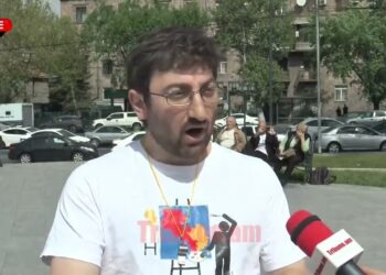 Մտան թևերս, հավաքեցին տարան Աբովյանից, մենք միտք չունեինք մոտենալ Մակրոնին. Հովհաննես Իշխանյան