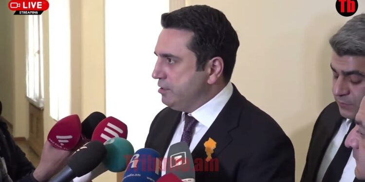 Էնքան կսիլեին առաջ, էնքան կծեծեին պադյեզդներում, որ կասեին՝ ի՞նչ գործ ունենք. Ալեն Սիմոնյան