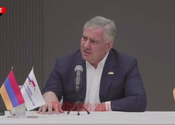 Զելենսկուն բերել էին, որ Փաշինյանը մաստեր կլաս ցույց տա՝ ինչպես տալ հողերը, դա սրիկայություն էր
