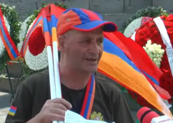 Մե՜րն ա, Արցախը մե՜րն ա. քաղաքացին բանաստեղծություն նվիրեց Արցախին