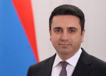 Ալեն Սիմոնյանը հրապարակել է պատգամավորի երդման նոր տեքստի տարբերակը