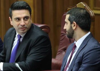 Ալեն Սիմոնյանը շնորհավորել է իրեն փոխարինող Ռուբեն Ռուբինյանին