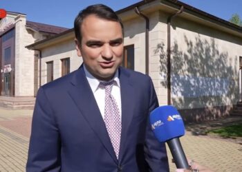 Էս դասարանը պիտի փոխենք, գնացեք ընտրության. Նարեկ Կարապետյան