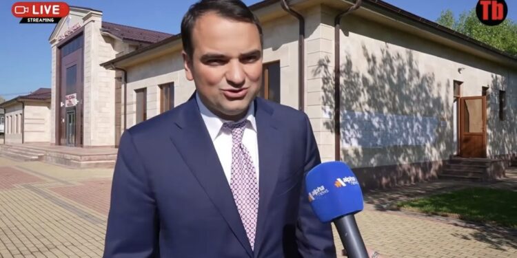 Էս դասարանը պիտի փոխենք, գնացեք ընտրության. Նարեկ Կարապետյան