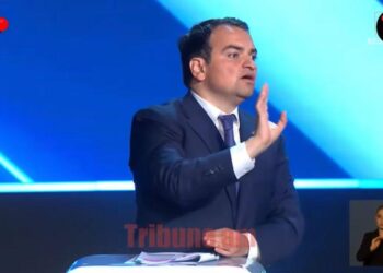 Եվ այդ մեկը դու՛ ես. Նարեկ Կարապետյանը տեղը դրեց Փաշինյանին