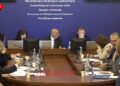 Հիմա մի հատ հրատապ բան կա՝ ԿԸՀ նիստը, որտեղ որոշվում ա՝ Կարապետյանենց կհանեն, թե չէ