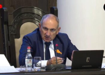 Ի՞նչ վիճակ է շուկայում. Փաշինյանին զեկուցում են, որ լոլիկն ու ծաղիկն էժան է