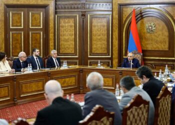 Փաշինյանն ընդունել է ԵՄ անդամ պետությունների դեսպաններին