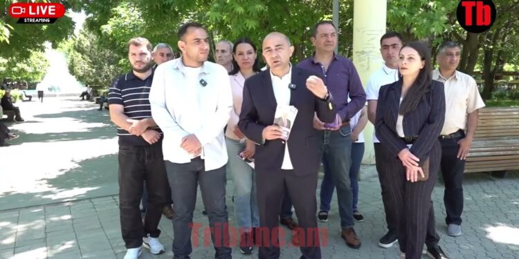 Ինչ չէր կարելի Սերժին, կարելի ա Նիկոլին, ձայն ենք ուզում, որ դուրս շպրտենք սրանց, ովքե՞ր են էդ կենդան