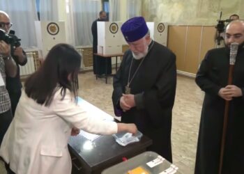 Կաթողիկոսը կատարեց իր ընտրությունը։ Դու՛ էլ պետք է կատարես։