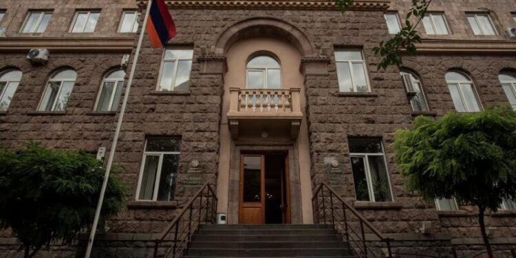 ԿԸՀ-ն հիշեցնում է՝ ընտրական հանձնաժողովների անդամներին արգելվում է քարոզչությունը