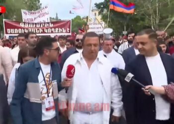 Եղբայր ջան, էսօր բոլորը դատվում են, ո՞վ պիտի բաժանի ընտրակաշառք, շանտաժ ա, ամո՛թ ա․ Ծառուկյան