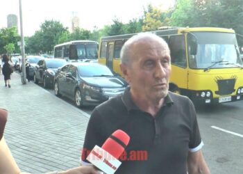 Վեդիի կոլեկտիվն է, փողս տվել են, բերել եմ, դաժե չէի ուզում բերեի, ՔՊ-ին չեմ աջակցում
